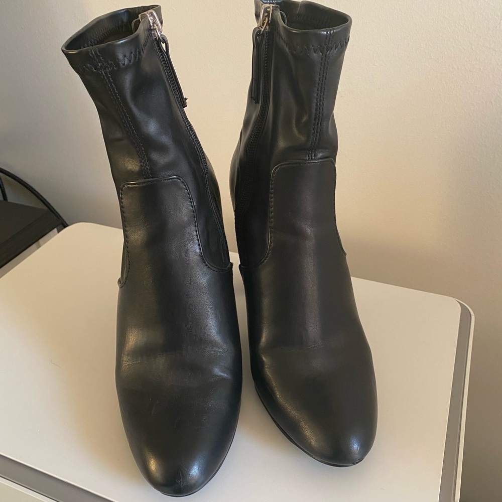 Steve Madden Booties - Black Faux Leather